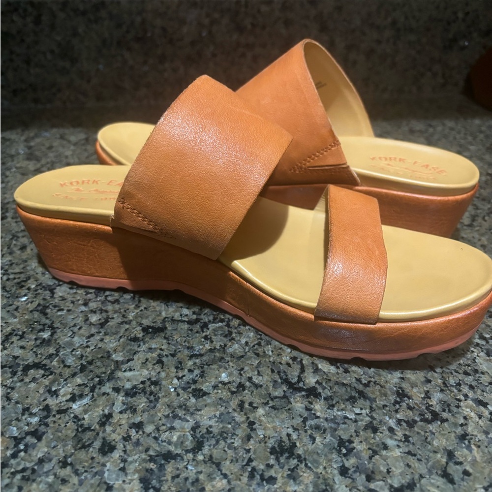 Kork-Ease Orange Platform Sandals - Picture 5 of 8